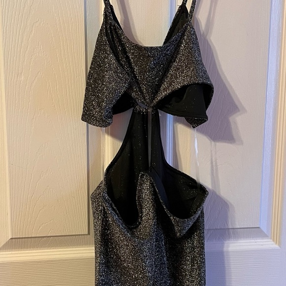 Medium black sparkle romper #571 - Picture 4 of 11